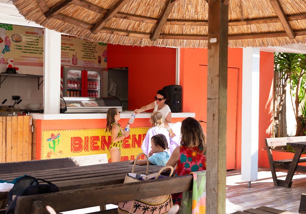 camping with snack bar in vias