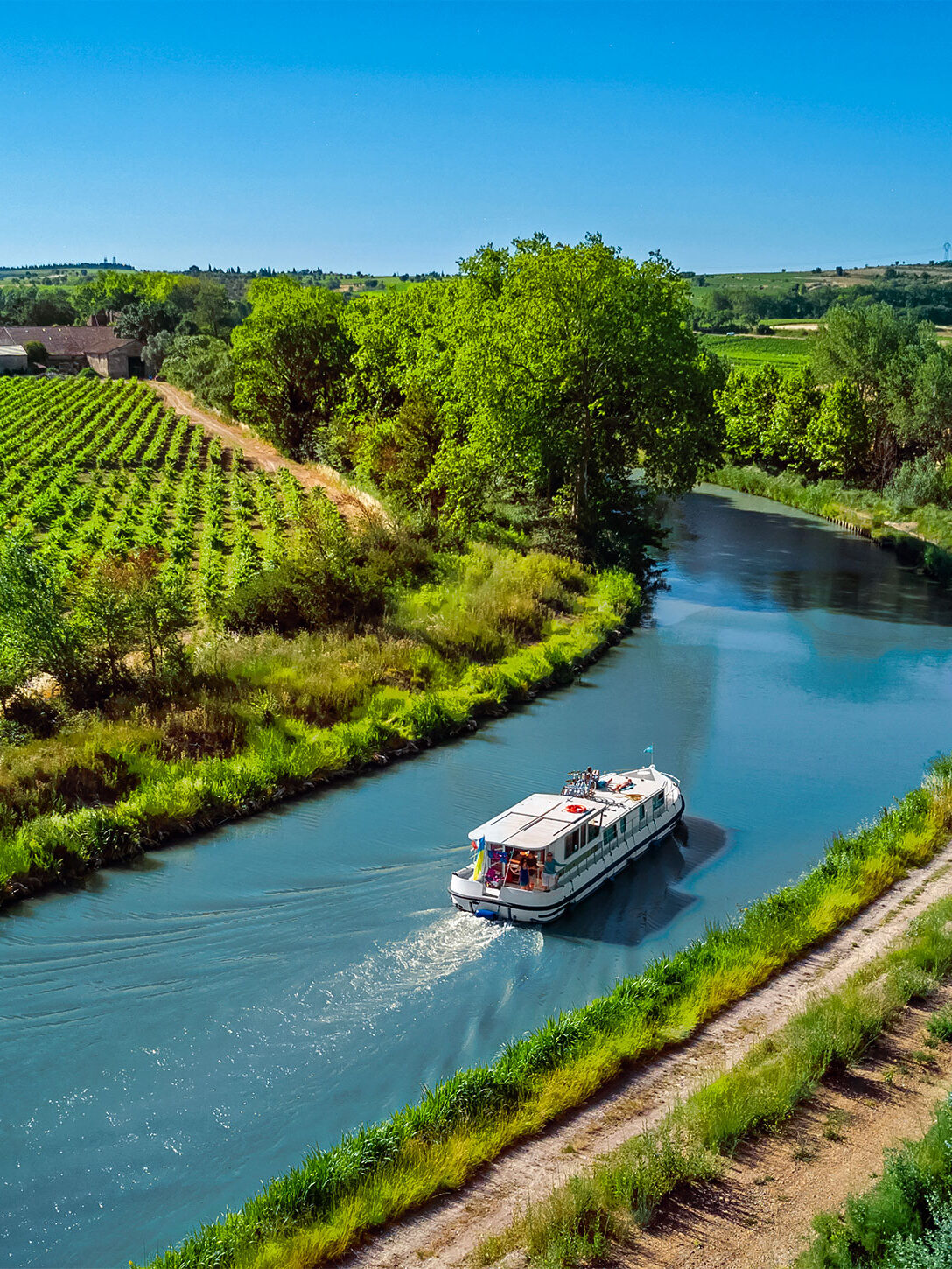 camping familial proche du canal du midi