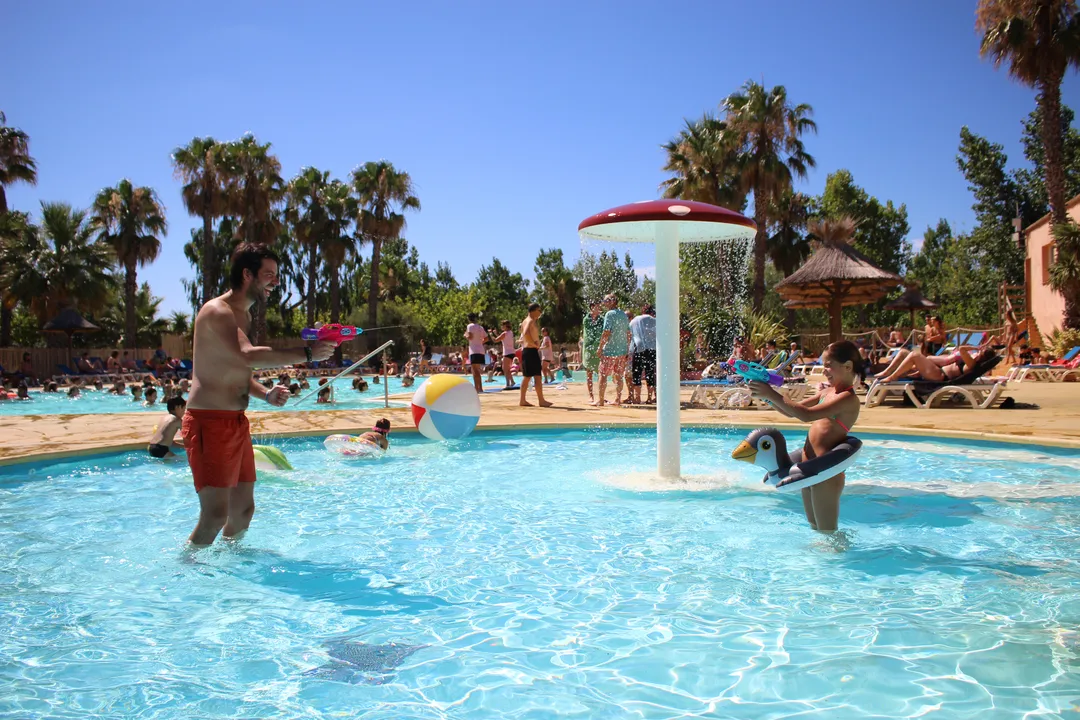 camping vias kinderzwembad camping met zwembad