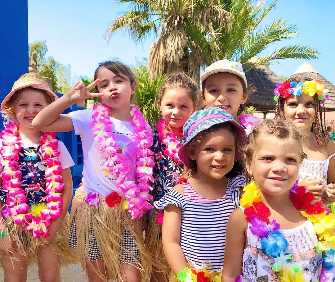 children's club camping vias