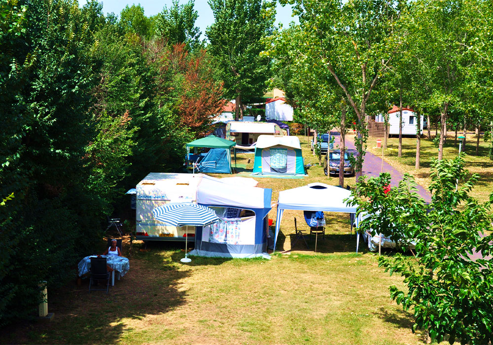 camping pitches in vias